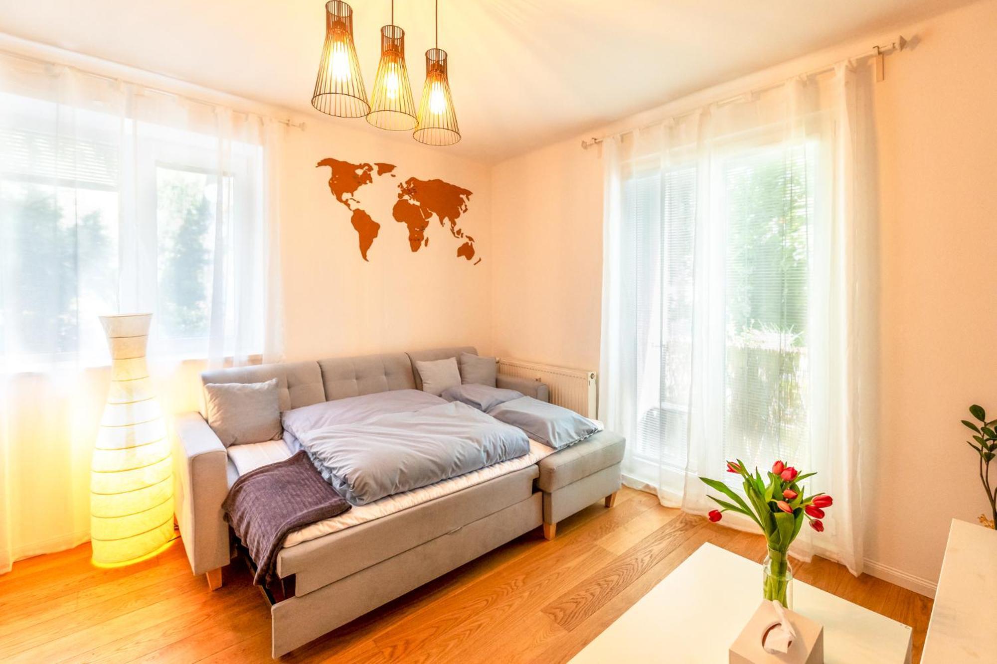 Quiet Apartment In New City Center, Nivy Bratislava Buitenkant foto