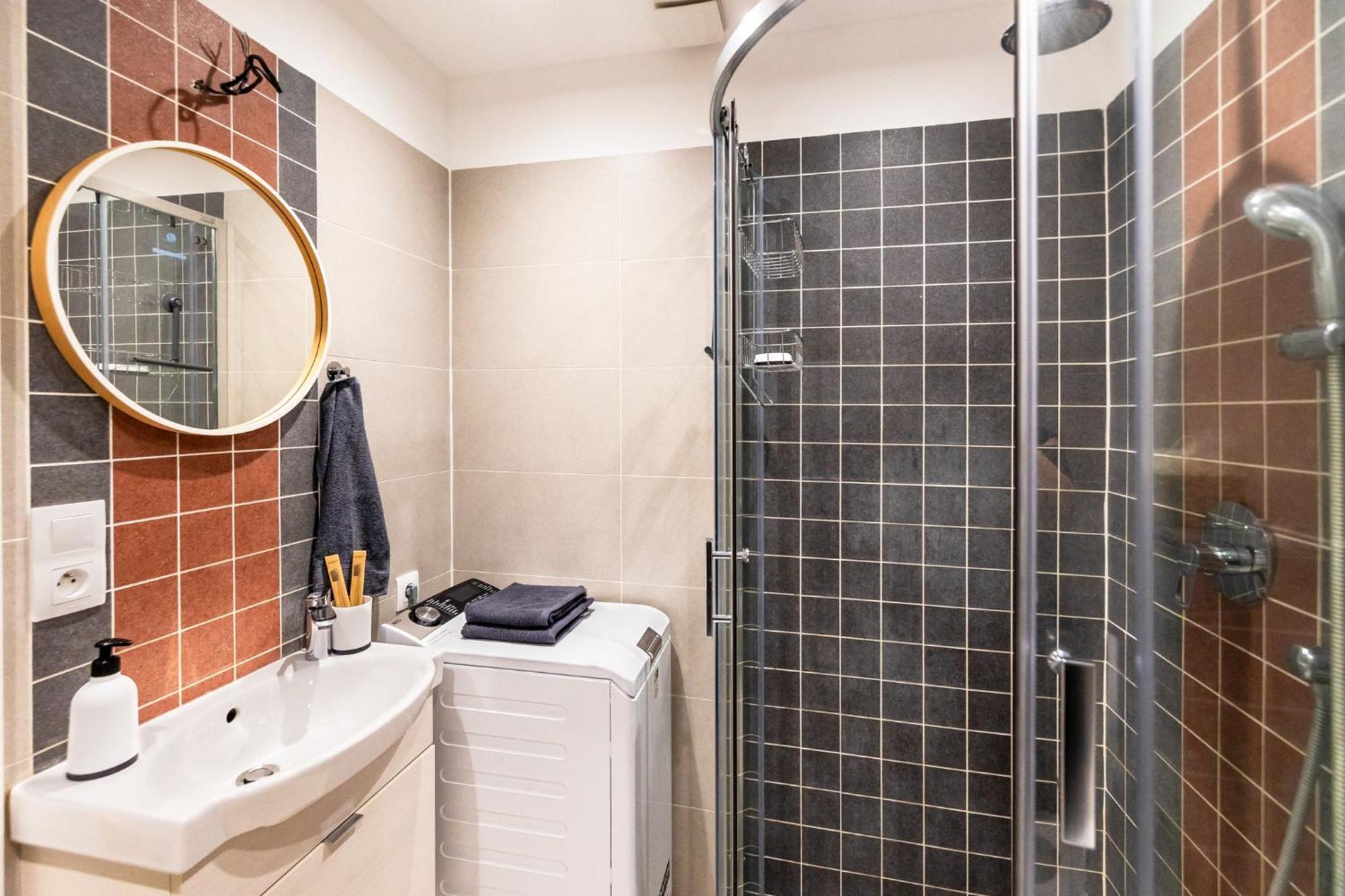 Quiet Apartment In New City Center, Nivy Bratislava Buitenkant foto