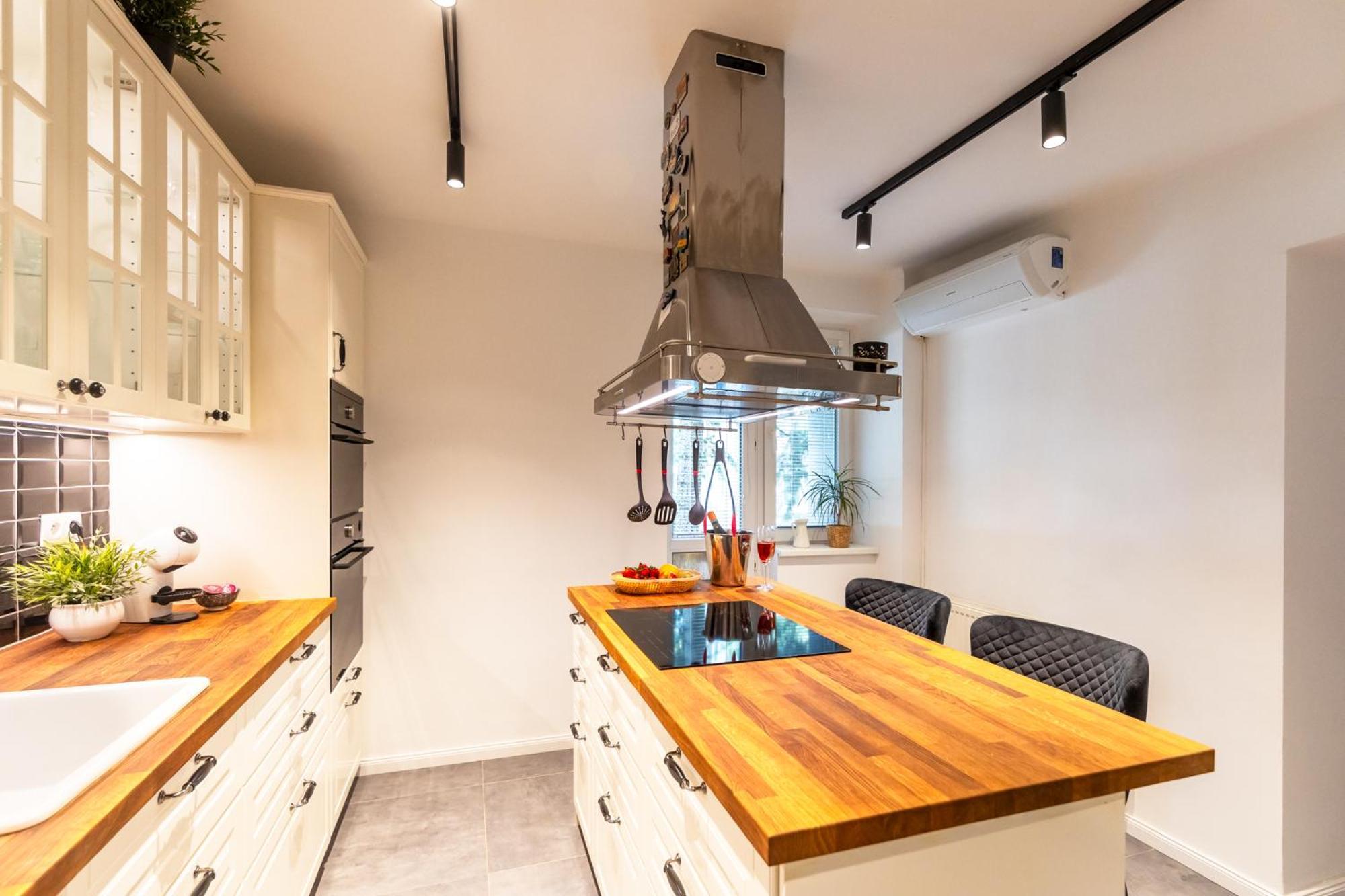 Quiet Apartment In New City Center, Nivy Bratislava Buitenkant foto